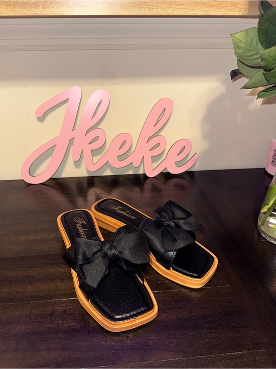Shoes - Elegant Black Bow Lifted Heel Sandals sizes 6, 7